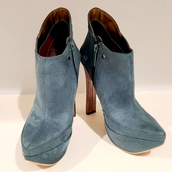 🔥 Michael Antonio Studio Manila High Heel Bootie - Picture 9 of 9